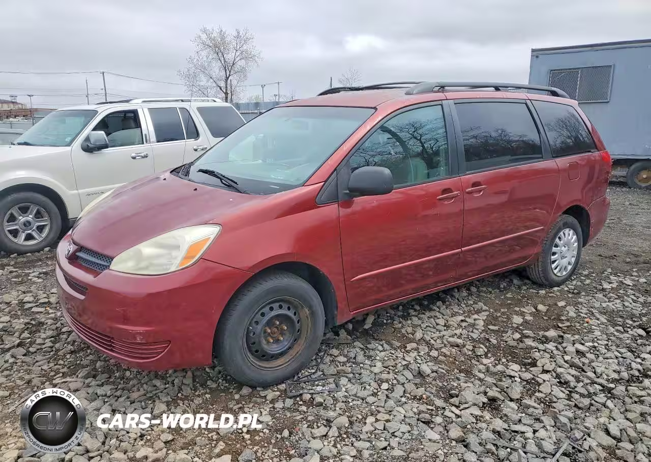 2005 Toyota Sienna Le 7 Passenger