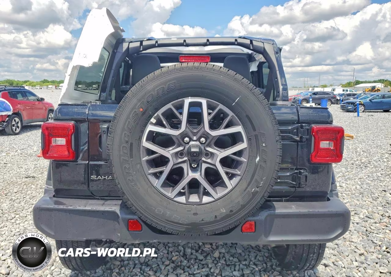 2026 Jeep Wrangler Sahara VIN:1C4PJXENXTW194384 - 6