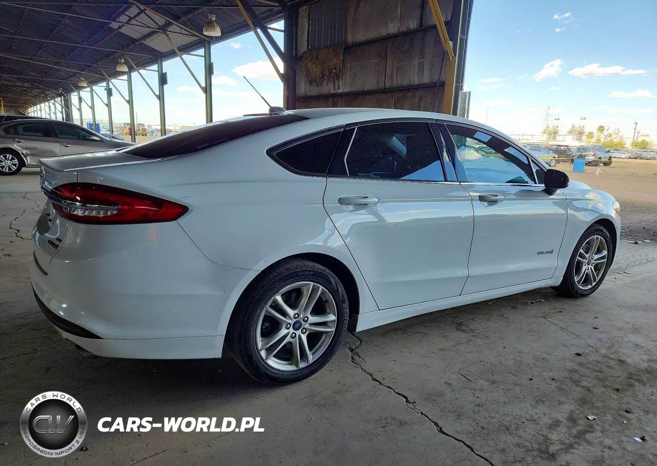 2018 Ford Fusion Se Hybrid VIN:3FA6P0LU8JR269472 - 3
