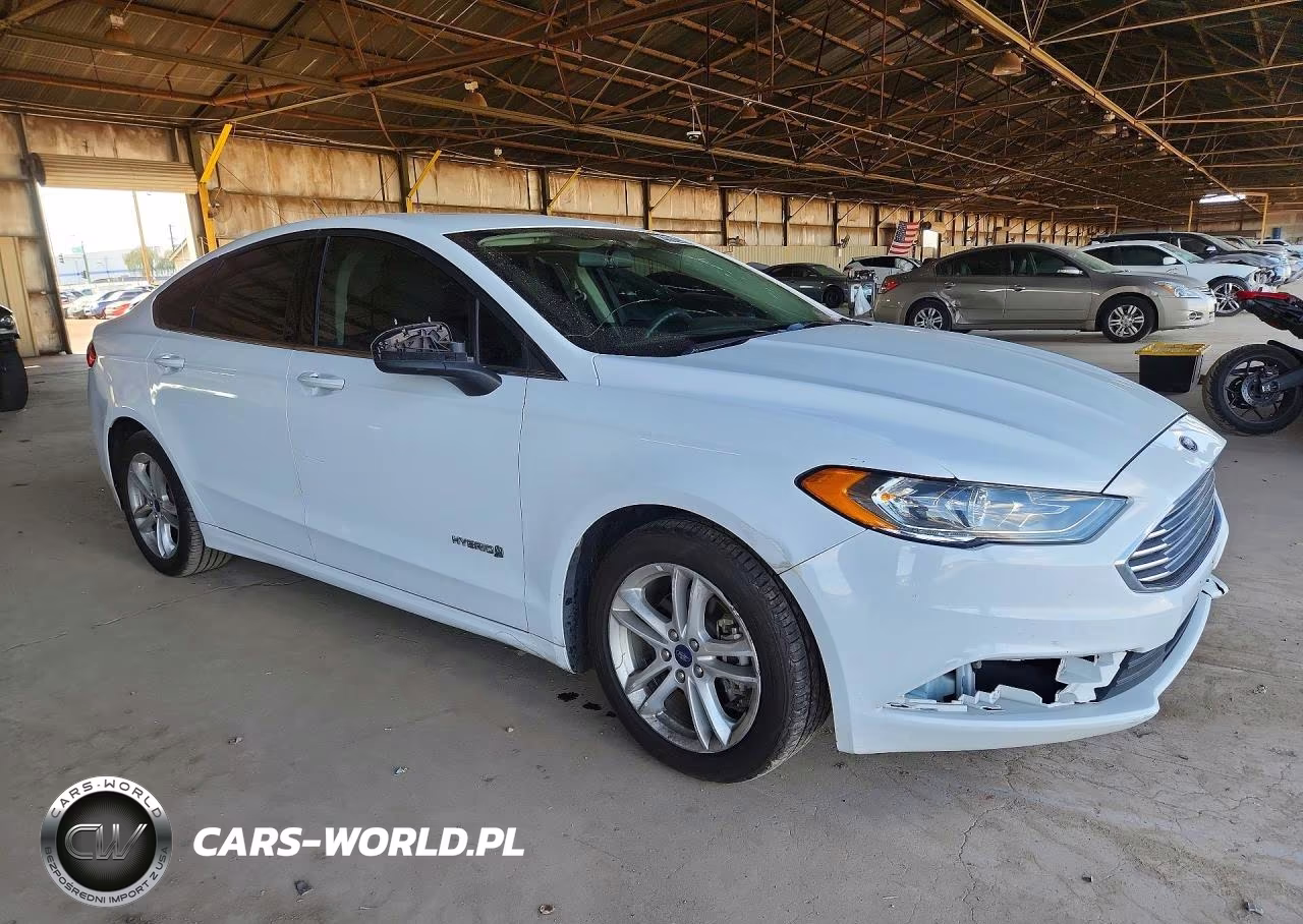 2018 Ford Fusion Se Hybrid VIN:3FA6P0LU8JR269472 - 4