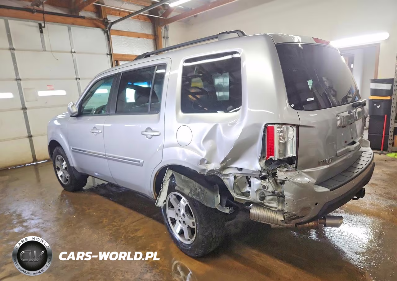 2011 Honda Pilot Touring VIN:5FNYF4H97BB044948 - 2