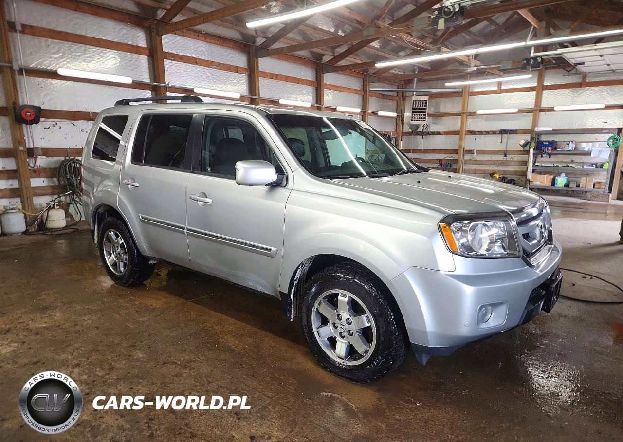 2011 Honda Pilot Touring VIN:5FNYF4H97BB044948 - 4