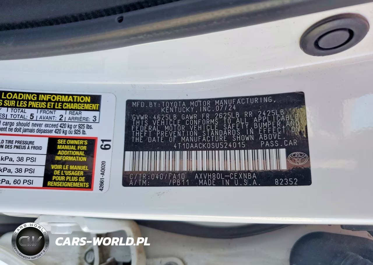 2025 Toyota Camry Le VIN:4T1DAACK0SU524015 - 13