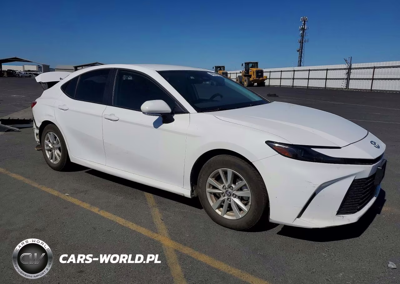 2025 Toyota Camry Le VIN:4T1DAACK0SU524015 - 4