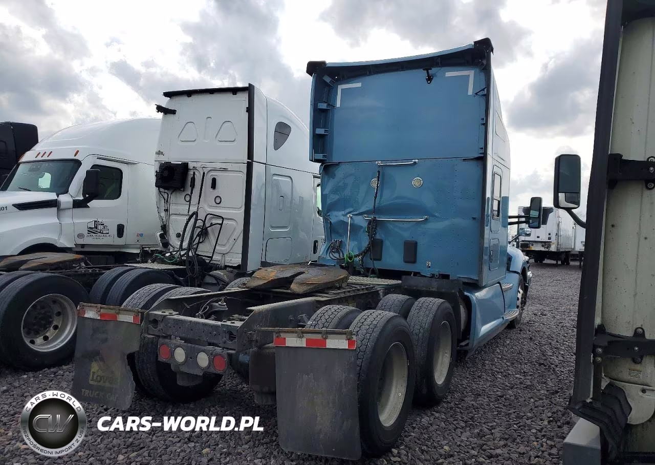2020 Kenworth Construction T680 VIN:1XKYD49X1LJ221446 - 4