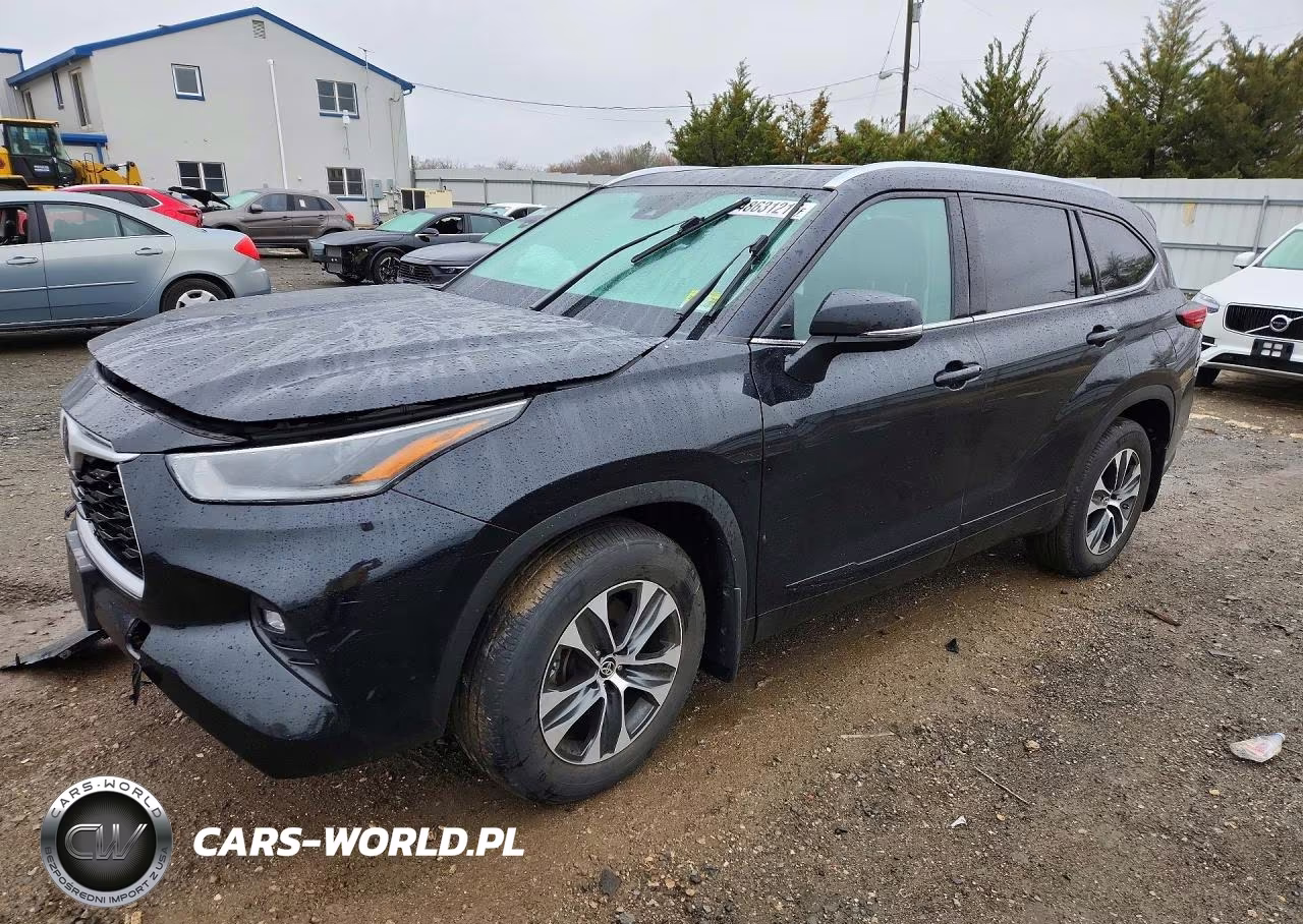 2021 Toyota Highlander Xle