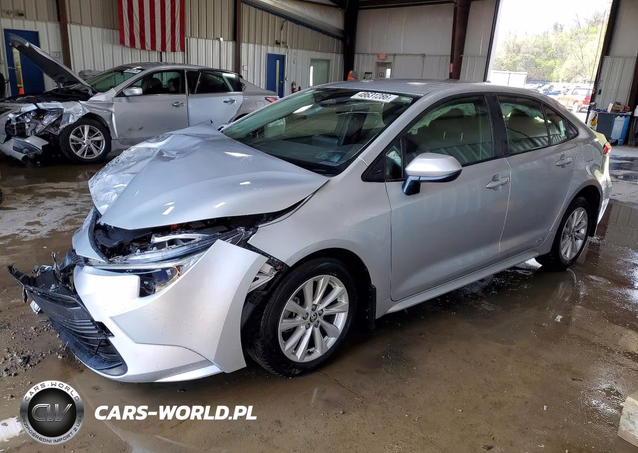 2025 Toyota Corolla Hybrid Le – zdjęcie 1 z 12