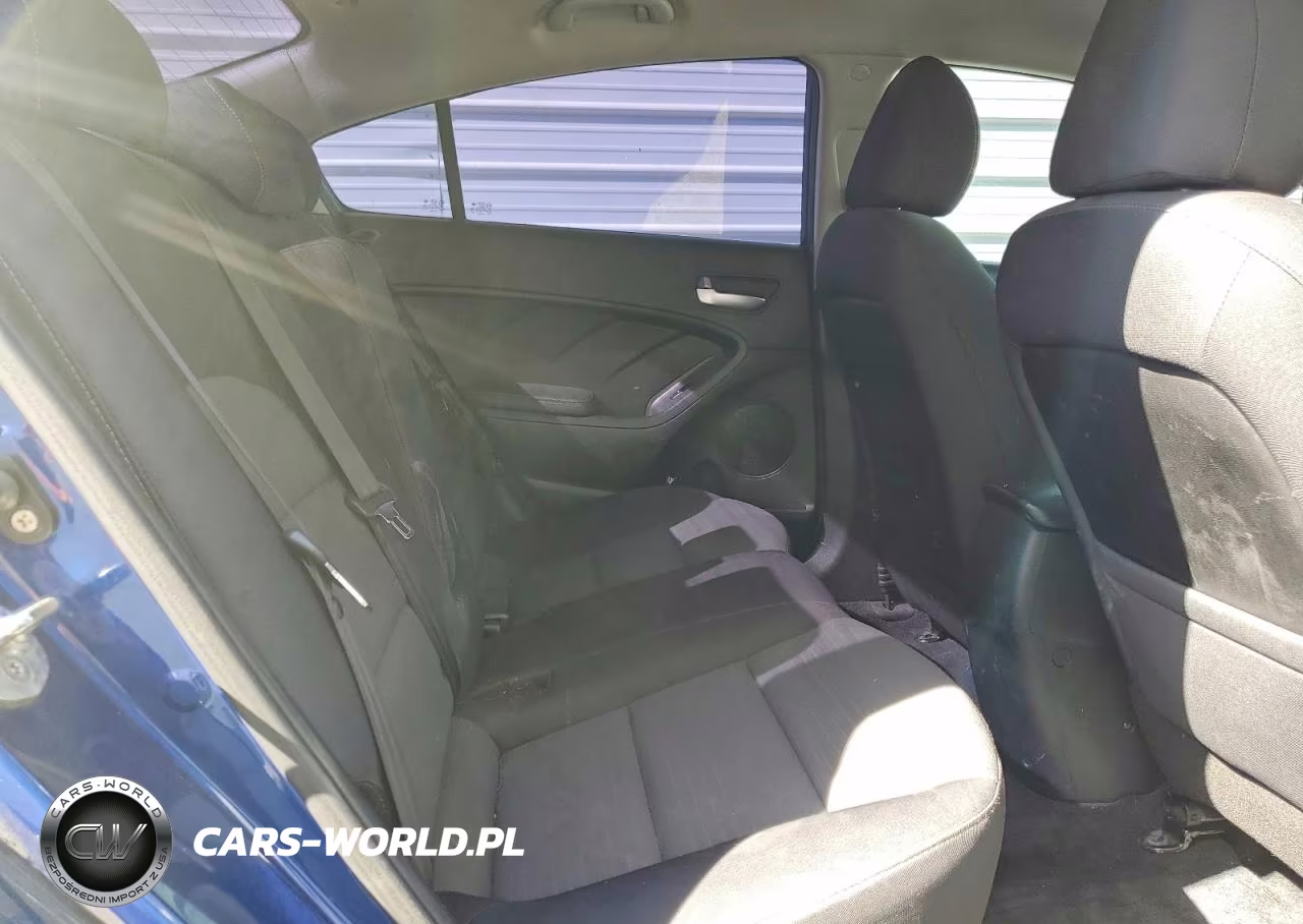 2018 Kia Forte Lx VIN:3KPFL4A76JE247598 - 10