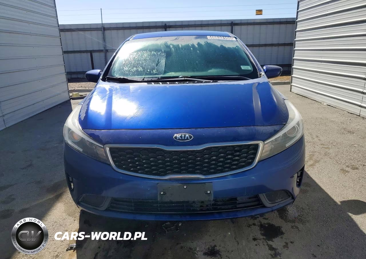 2018 Kia Forte Lx VIN:3KPFL4A76JE247598 - 5