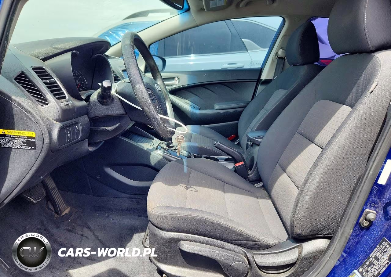 2018 Kia Forte Lx VIN:3KPFL4A76JE247598 - 7