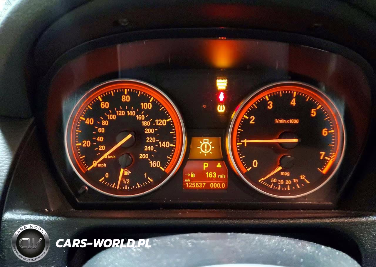 2015 BMW X1 xDrive28I VIN:WBAVL1C59FVY35162 - 9