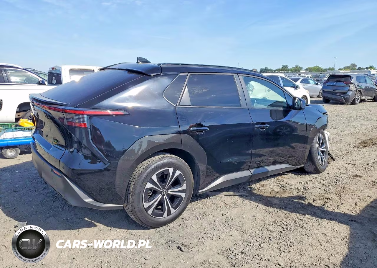 2023 Toyota Bz4X Xle VIN:JTMAAAAA0PA026844 - 3