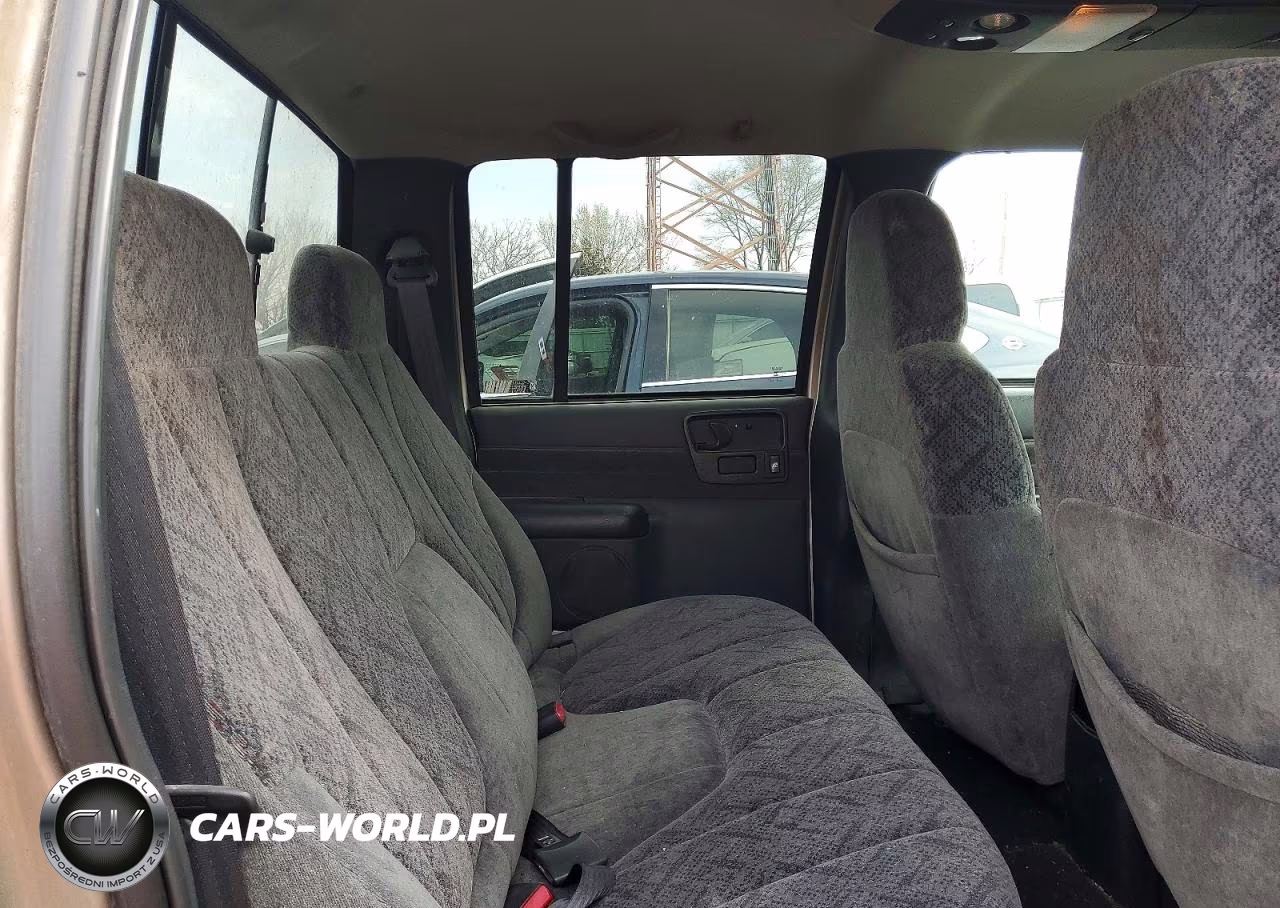 2002 Chevrolet S Truck S10 VIN:1GCDT13W32K231531 - 10