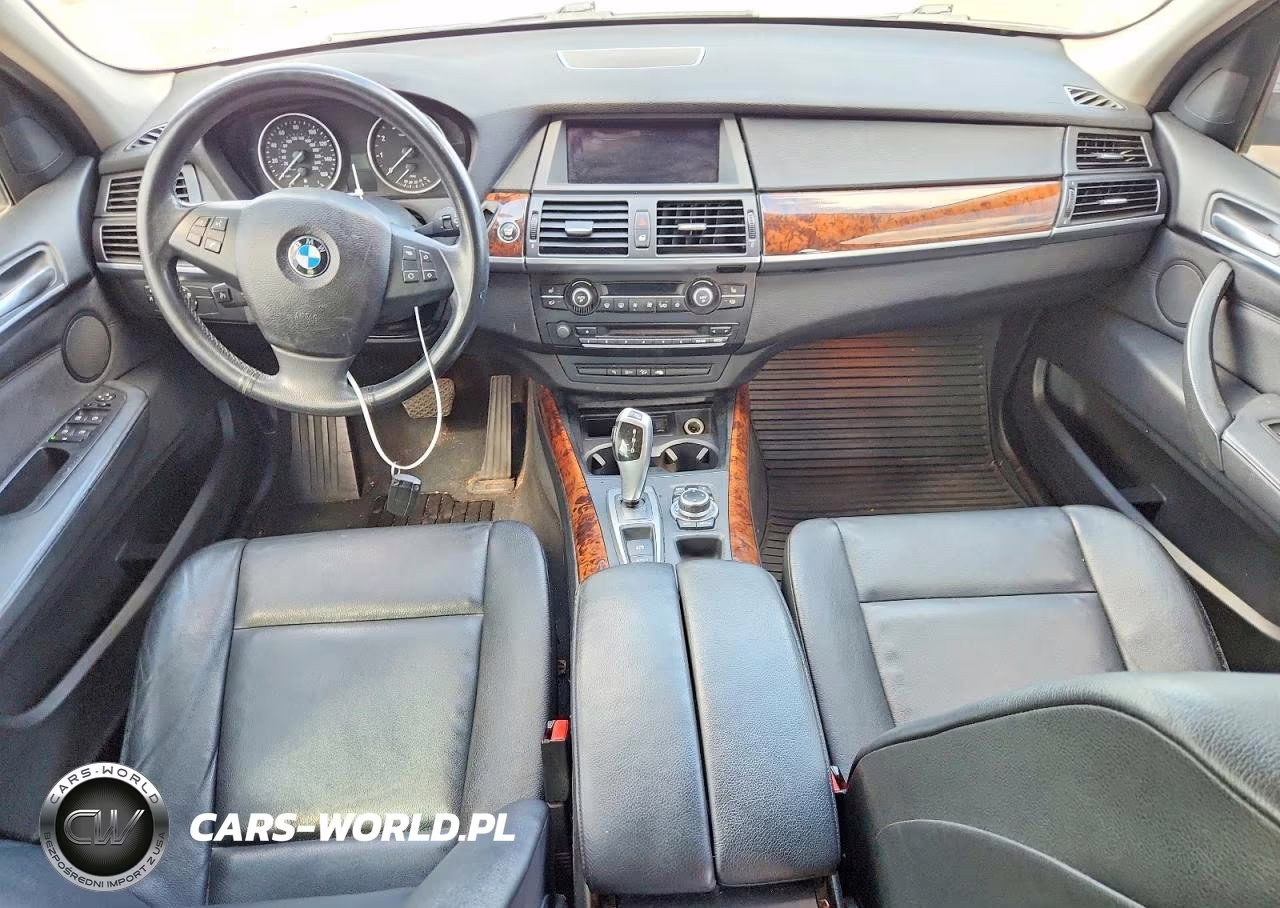 2013 BMW X5 xDrive35I VIN:5UXZV4C50D0B09637 - 8