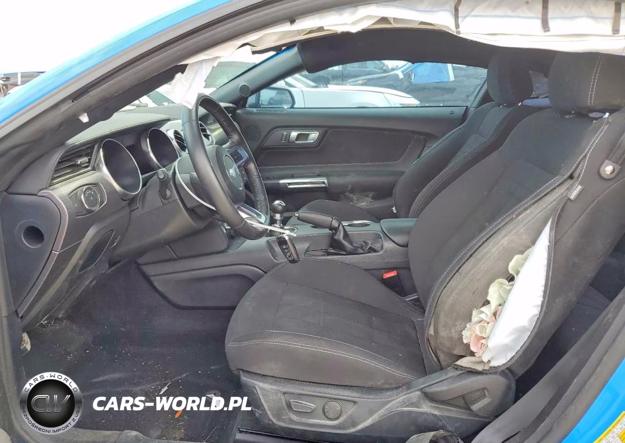 2022 Ford Mustang VIN:1FA6P8TD2N5136469 - 7