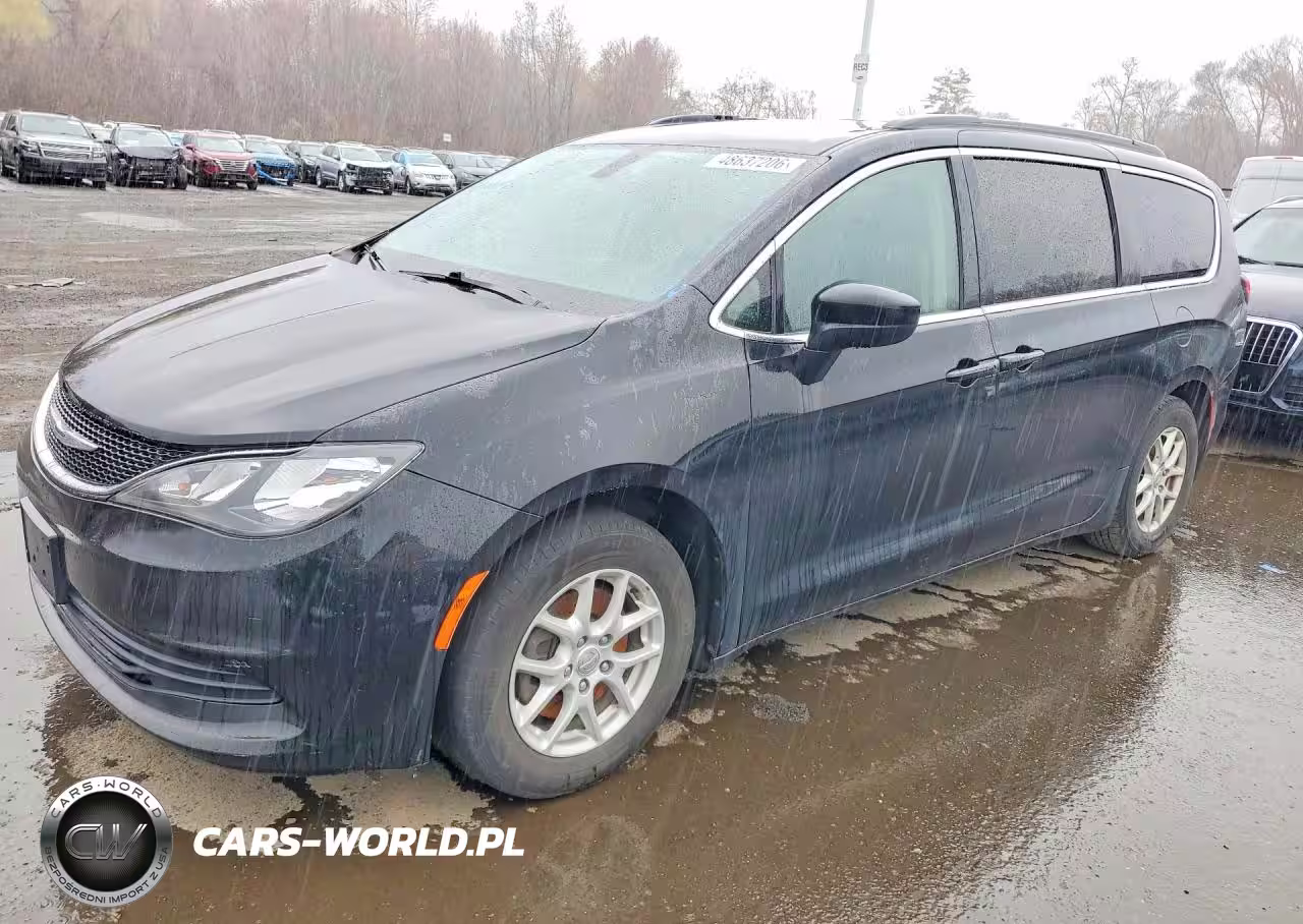 2020 Chrysler Voyager Lxi