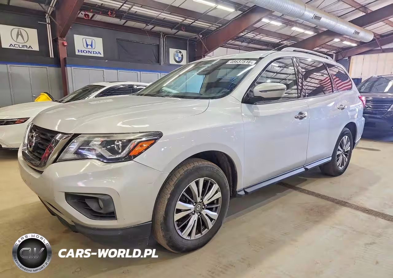 2018 Nissan Pathfinder Sv