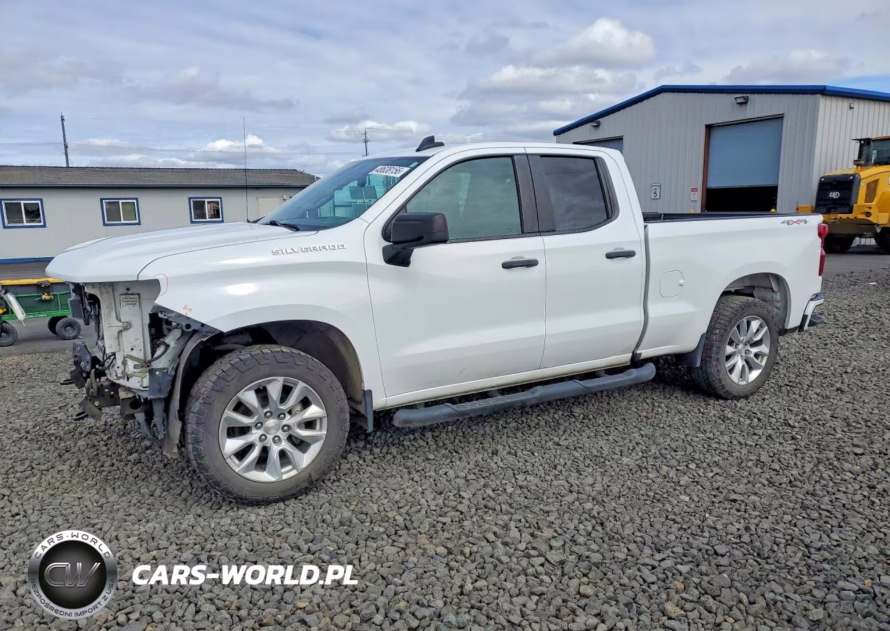 2020 Chevrolet Silverado K1500 Custom