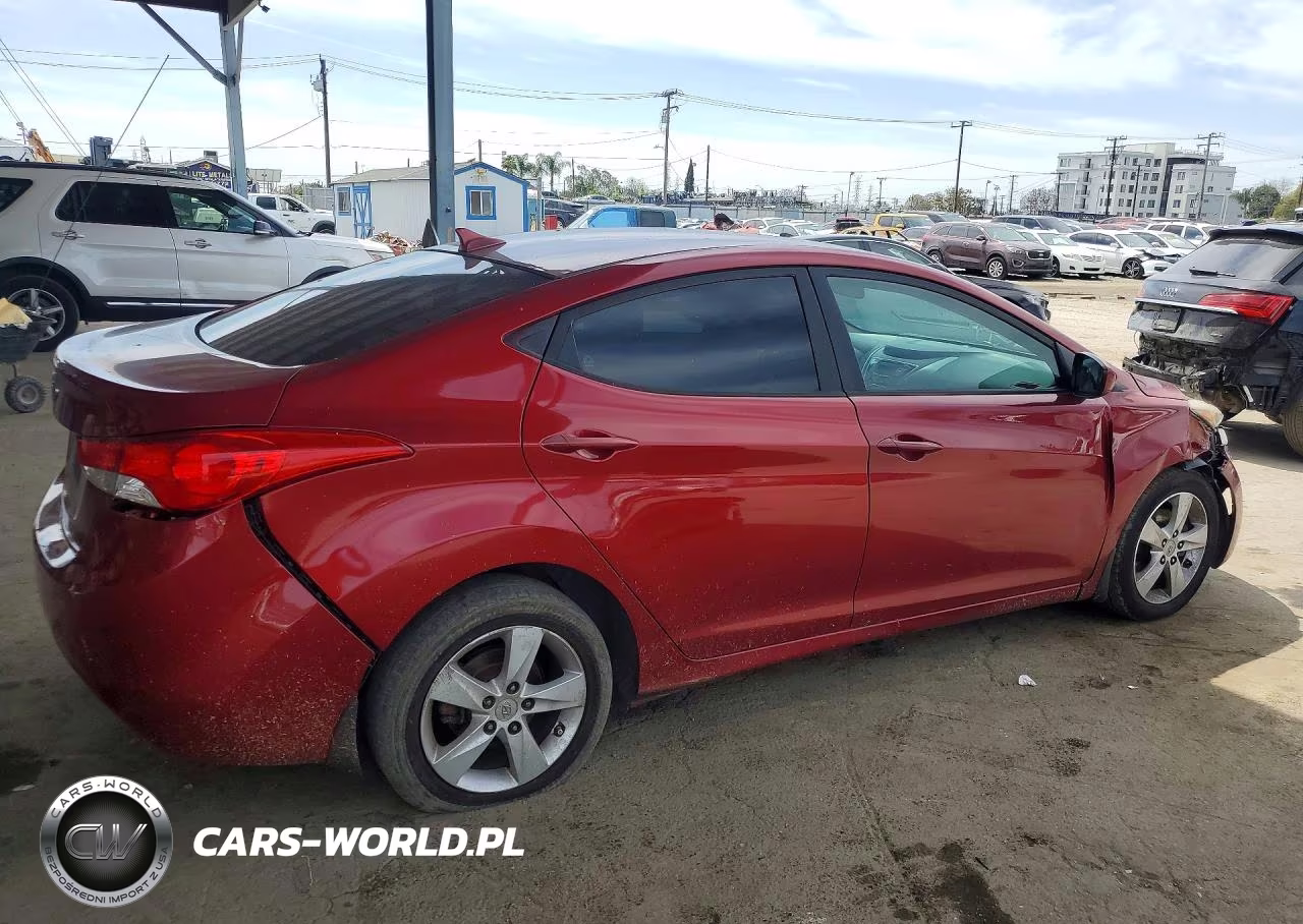 2013 Hyundai Elantra Gls VIN:5NPDH4AE1DH253414 - 3