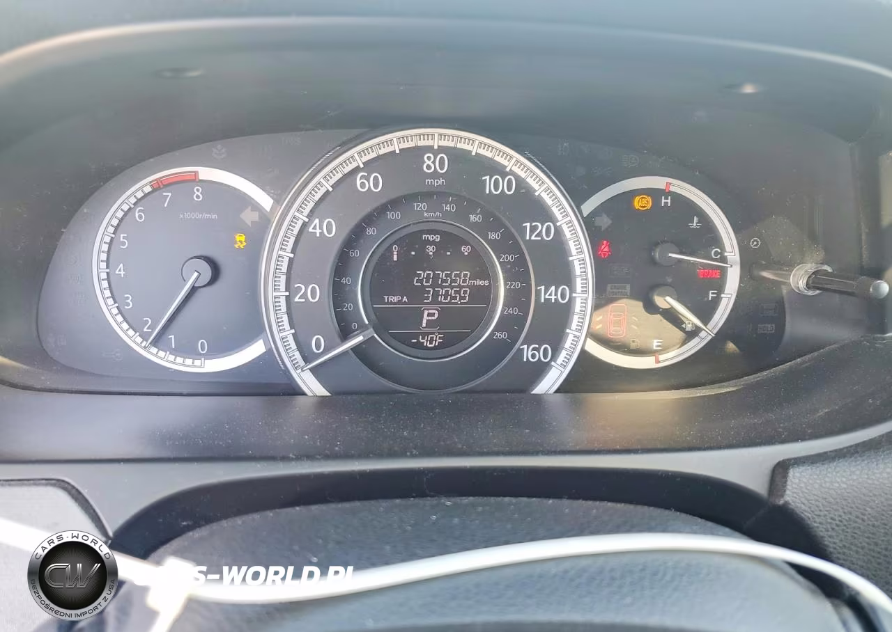 2015 Honda Accord Lx VIN:1HGCR2F37FA162132 - 9