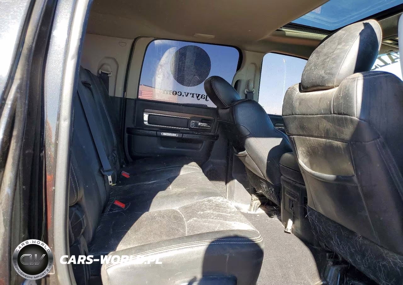 2016 Ram 2500 Laramie VIN:3C6UR5NL7GG112900 - 10