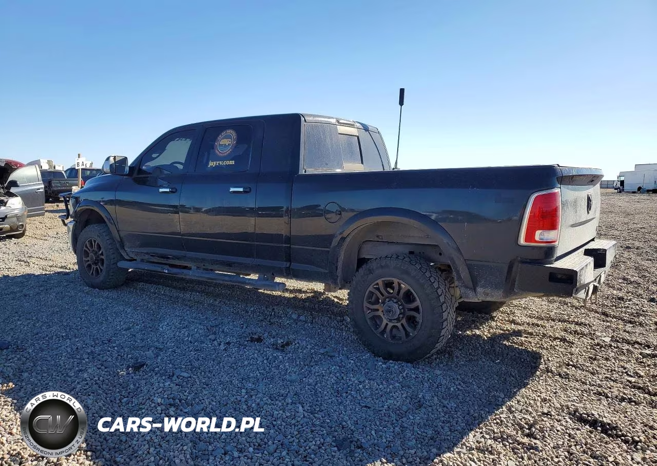2016 Ram 2500 Laramie VIN:3C6UR5NL7GG112900 - 2