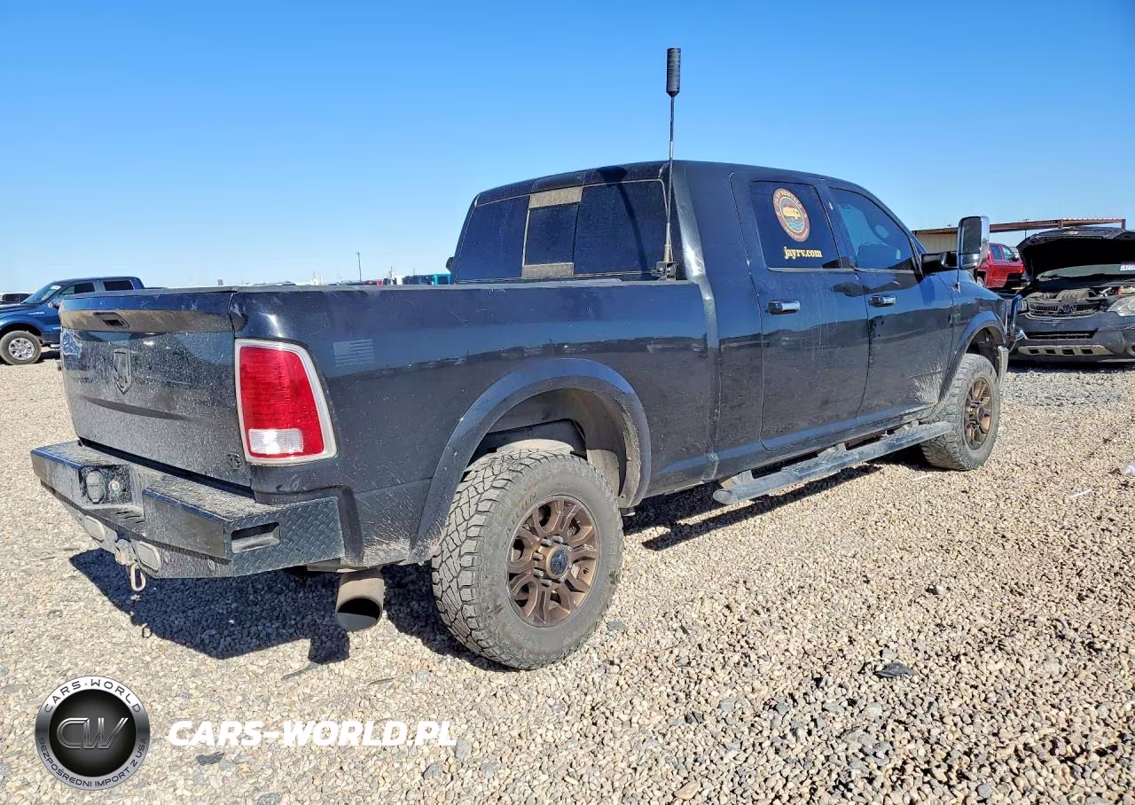 2016 Ram 2500 Laramie VIN:3C6UR5NL7GG112900 - 3