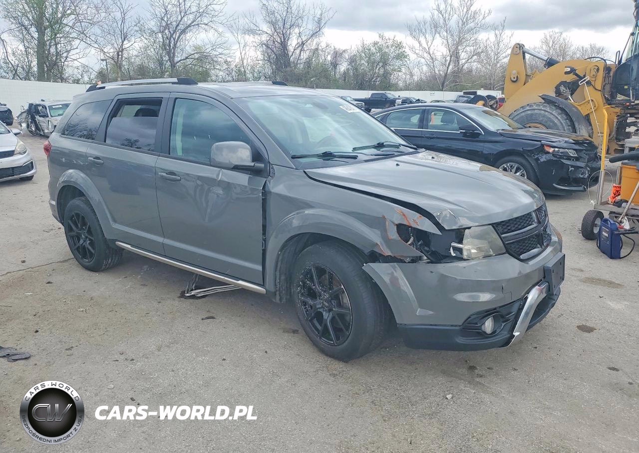 2020 Dodge Journey Crossroad VIN:3C4PDCGBXLT213007 - 4