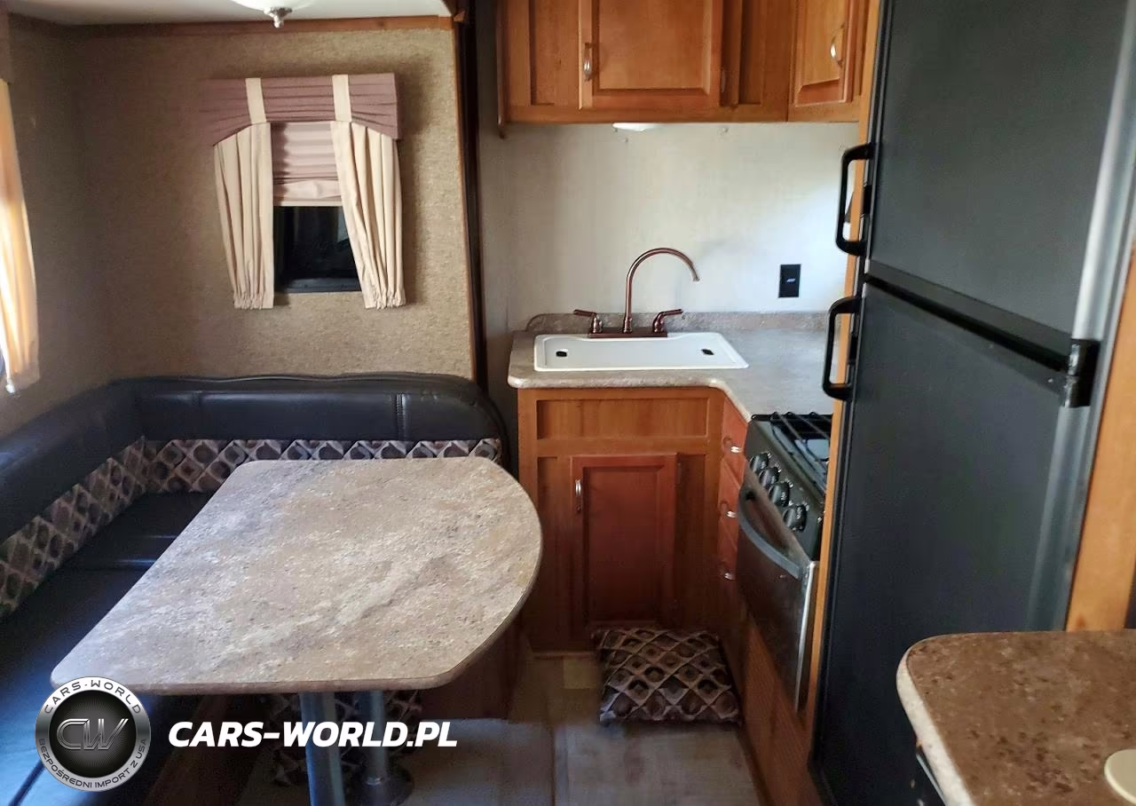 2017 Gulf Stream Innsbruck Camper VIN:1NL1GTM25H1123614 - 5