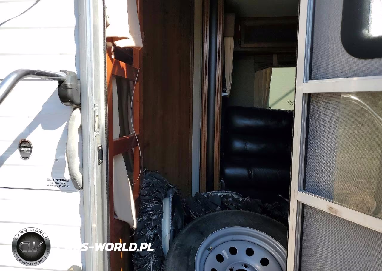 2017 Gulf Stream Innsbruck Camper VIN:1NL1GTM25H1123614 - 6