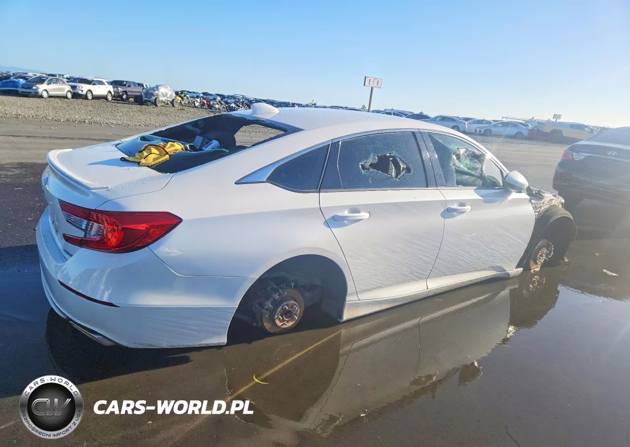 2018 Honda Accord Sport VIN:1HGCV1F30JA209497 - 3