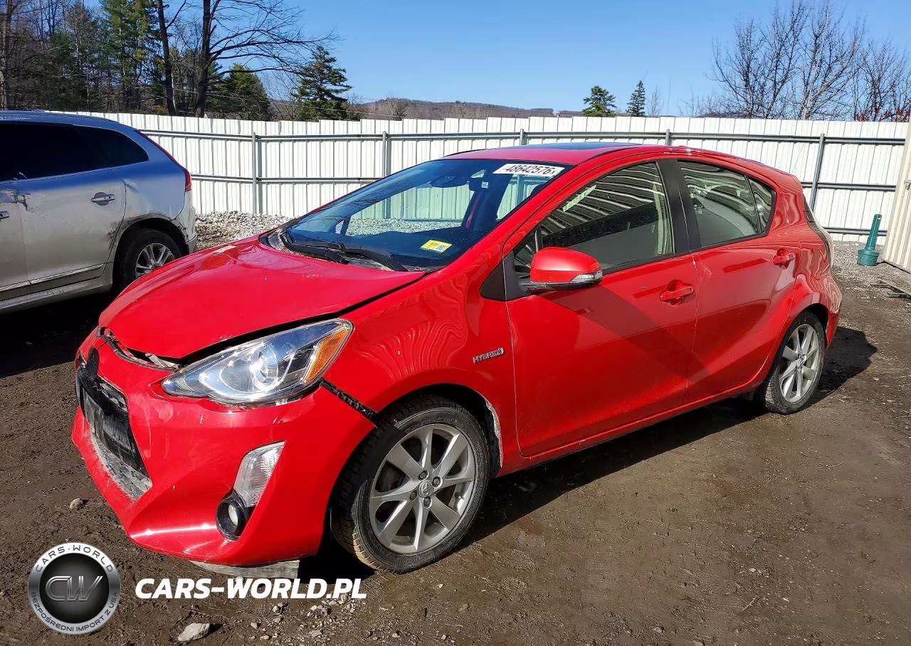 2016 Toyota Prius C Four