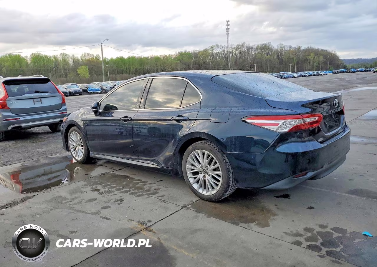 2018 Toyota Camry Xle VIN:4T1B11HK8JU555012 - 2