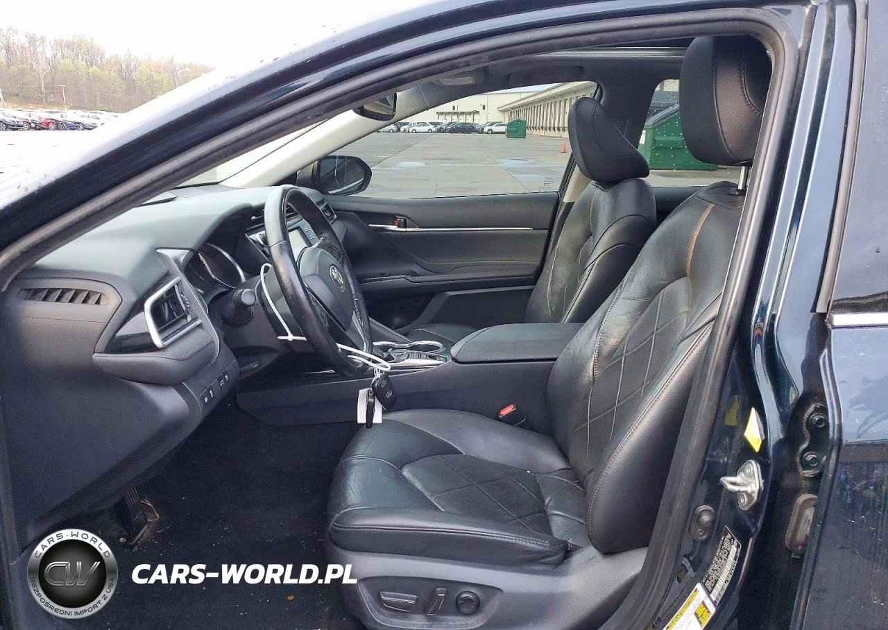 2018 Toyota Camry Xle VIN:4T1B11HK8JU555012 - 7