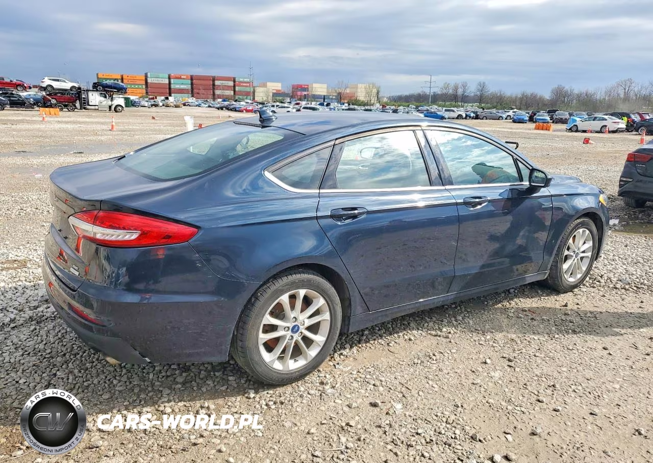 2020 Ford Fusion Se VIN:3FA6P0HD3LR233670 - 3