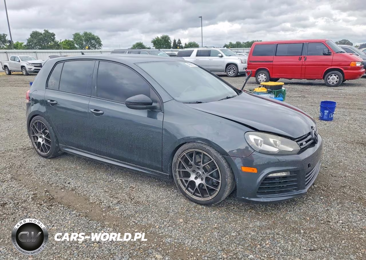 2013 Volkswagen Golf R VIN:WVWPF7AJ9DW116796 - 4