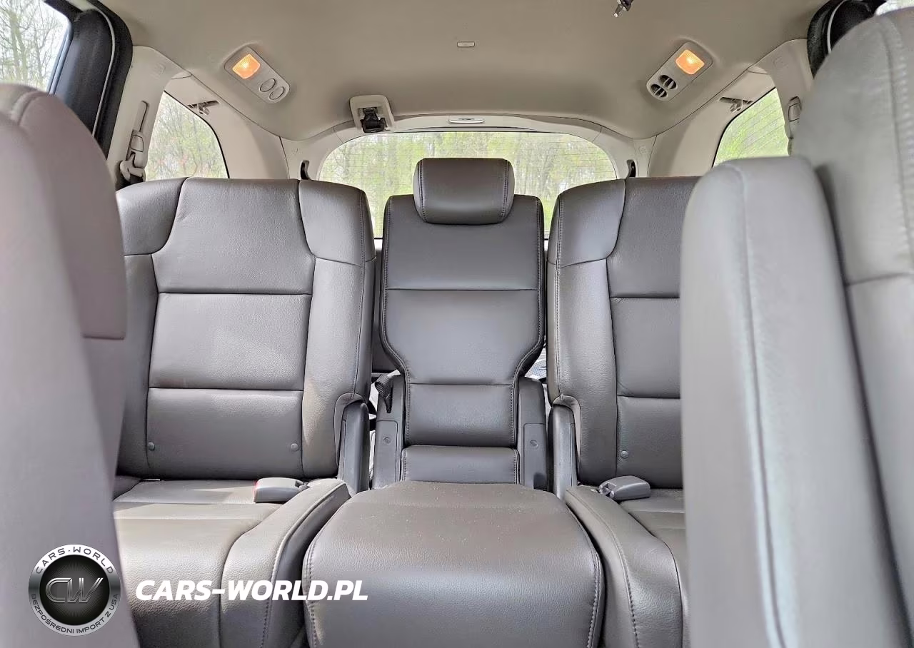 2014 Honda Odyssey Touring VIN:5FNRL5H90EB001463 - 10