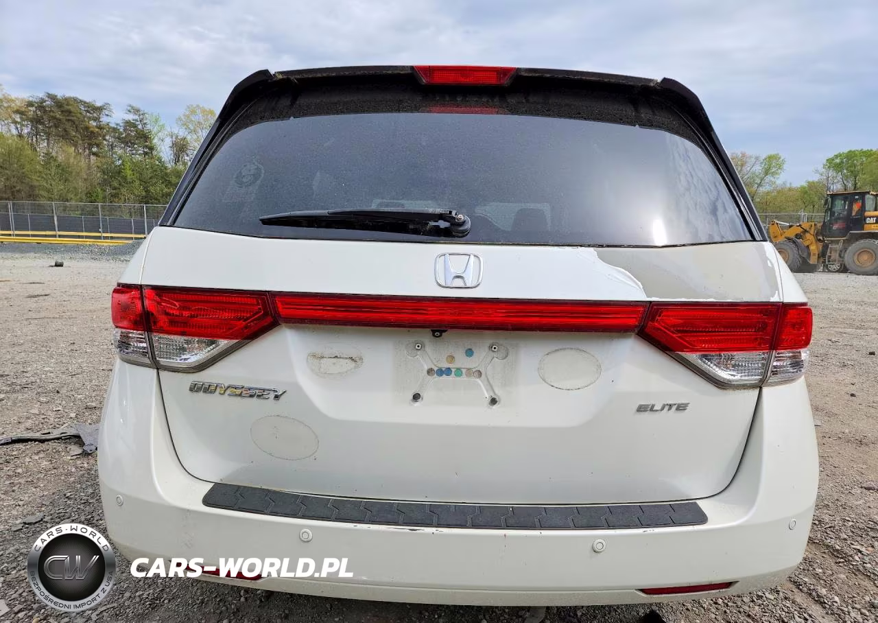 2014 Honda Odyssey Touring VIN:5FNRL5H90EB001463 - 6