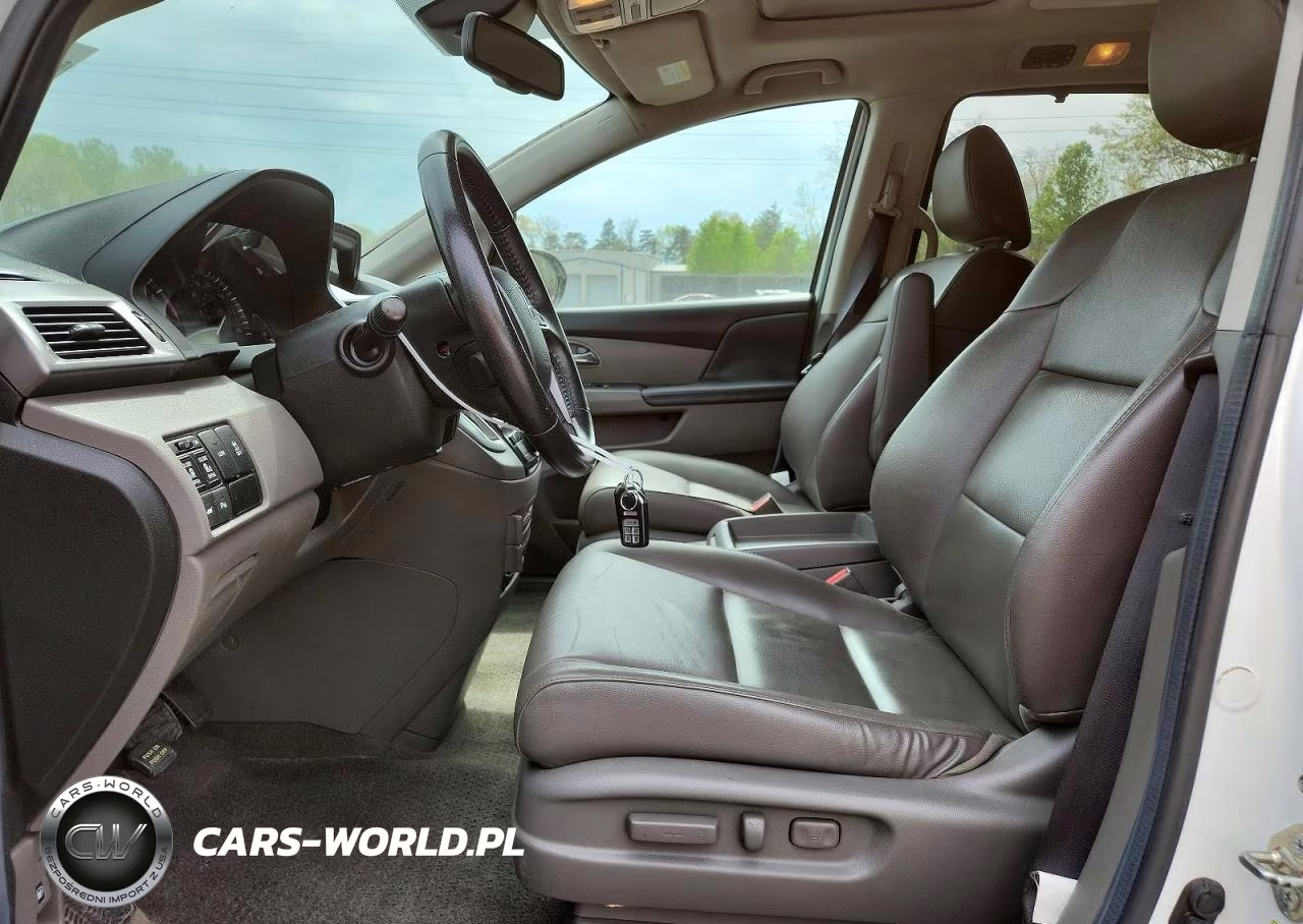 2014 Honda Odyssey Touring VIN:5FNRL5H90EB001463 - 7