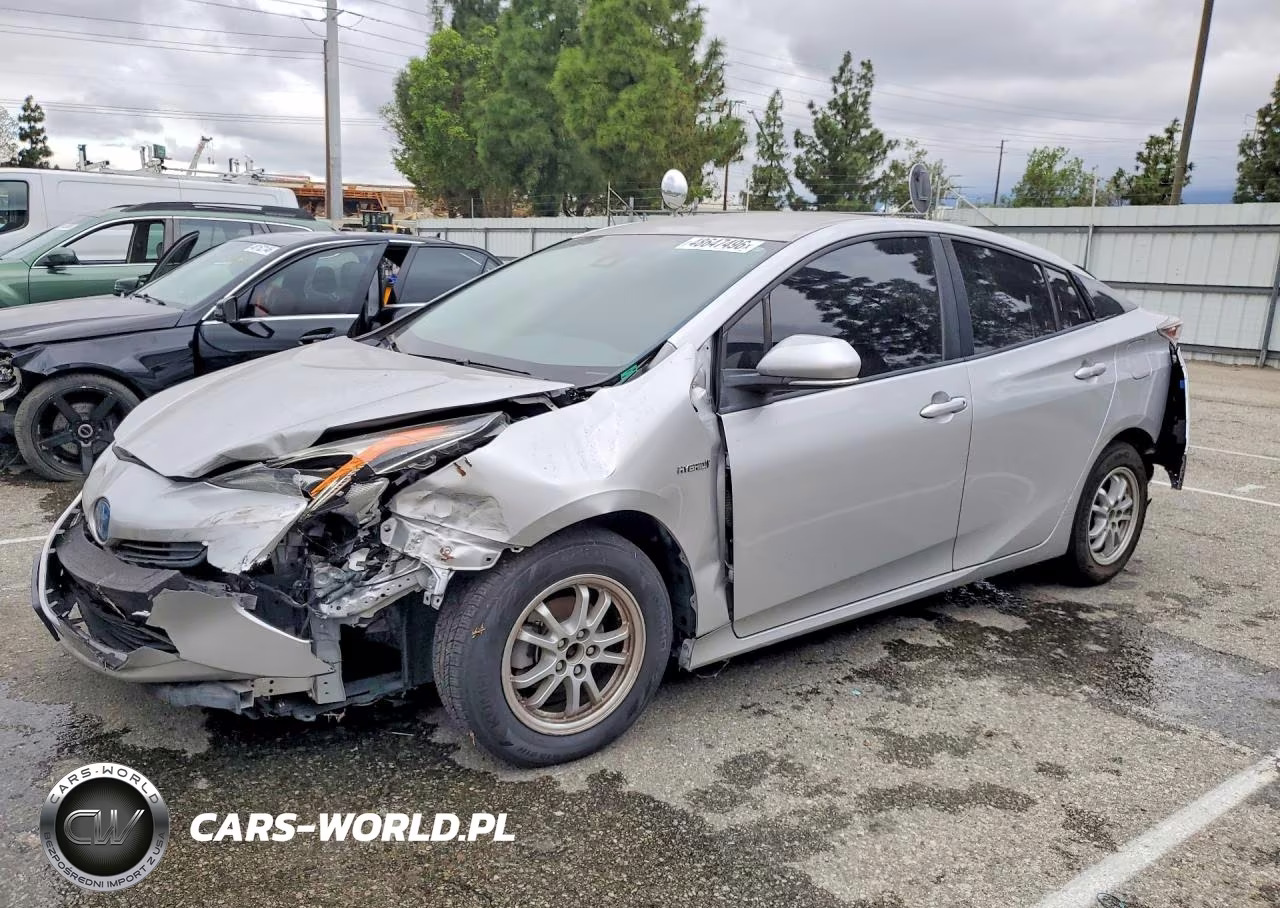 2017 Toyota Prius Two – zdjęcie 1 z 12