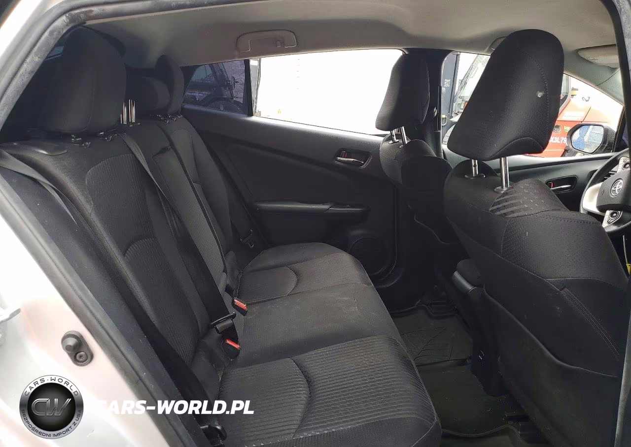 2017 Toyota Prius Two VIN:JTDKBRFU8H3552096 - 10