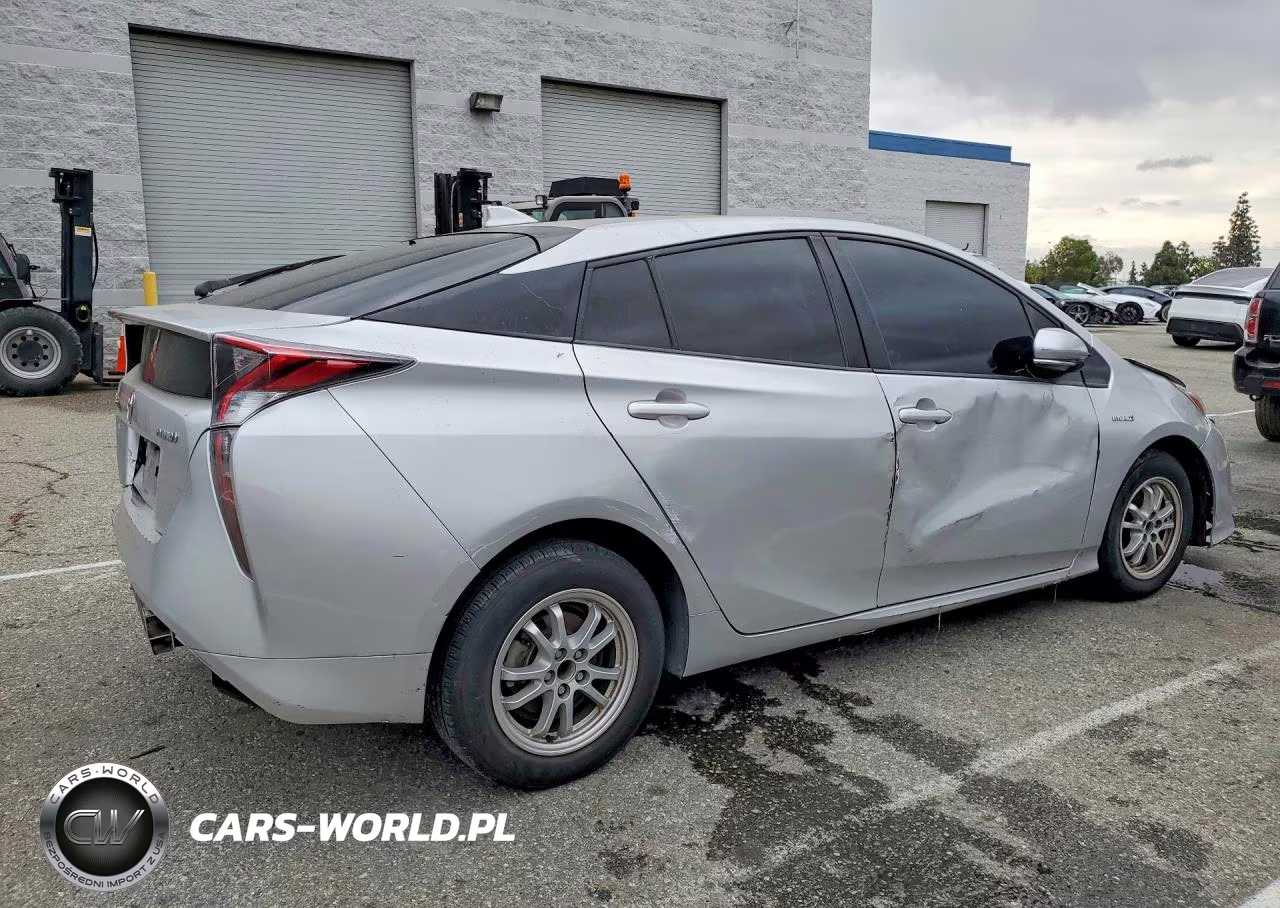 2017 Toyota Prius Two VIN:JTDKBRFU8H3552096 - 3