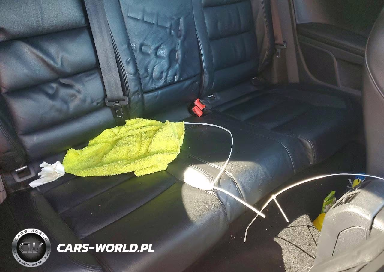 2012 Volkswagen Gti VIN:WVWED7AJ2CW288938 - 11