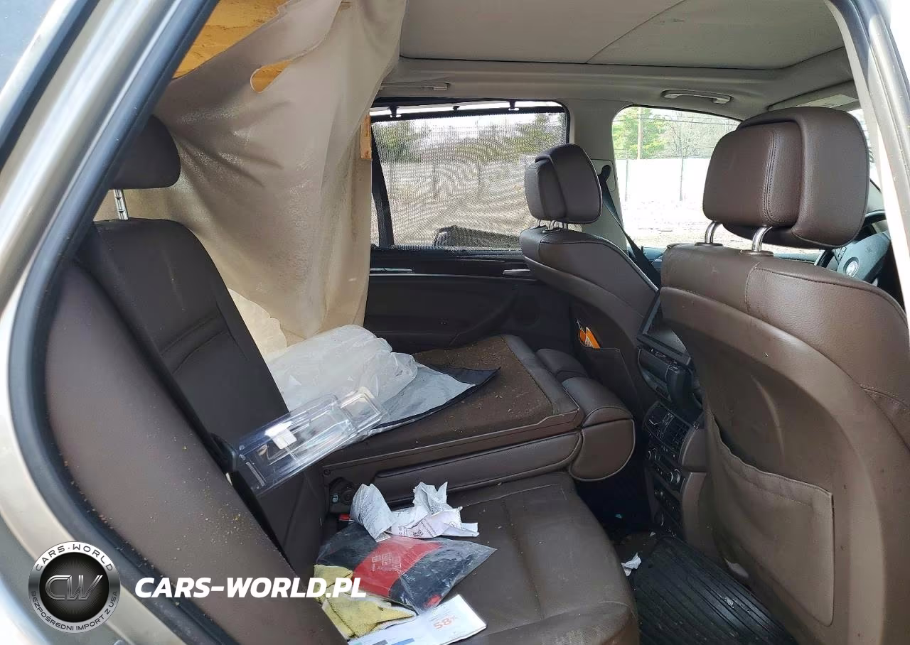 2011 BMW X5 xDrive35I VIN:5UXZV4C57BL406588 - 10