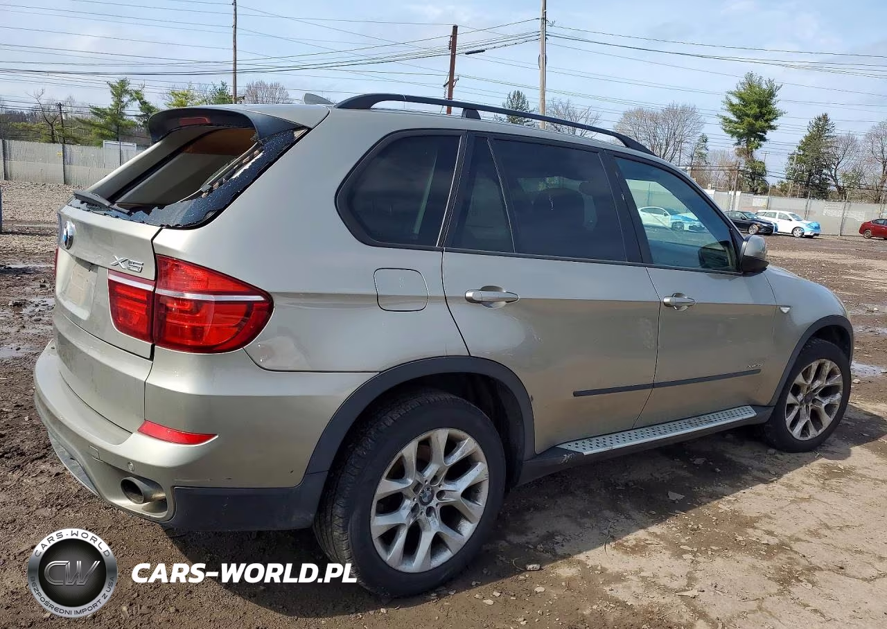 2011 BMW X5 xDrive35I VIN:5UXZV4C57BL406588 - 3