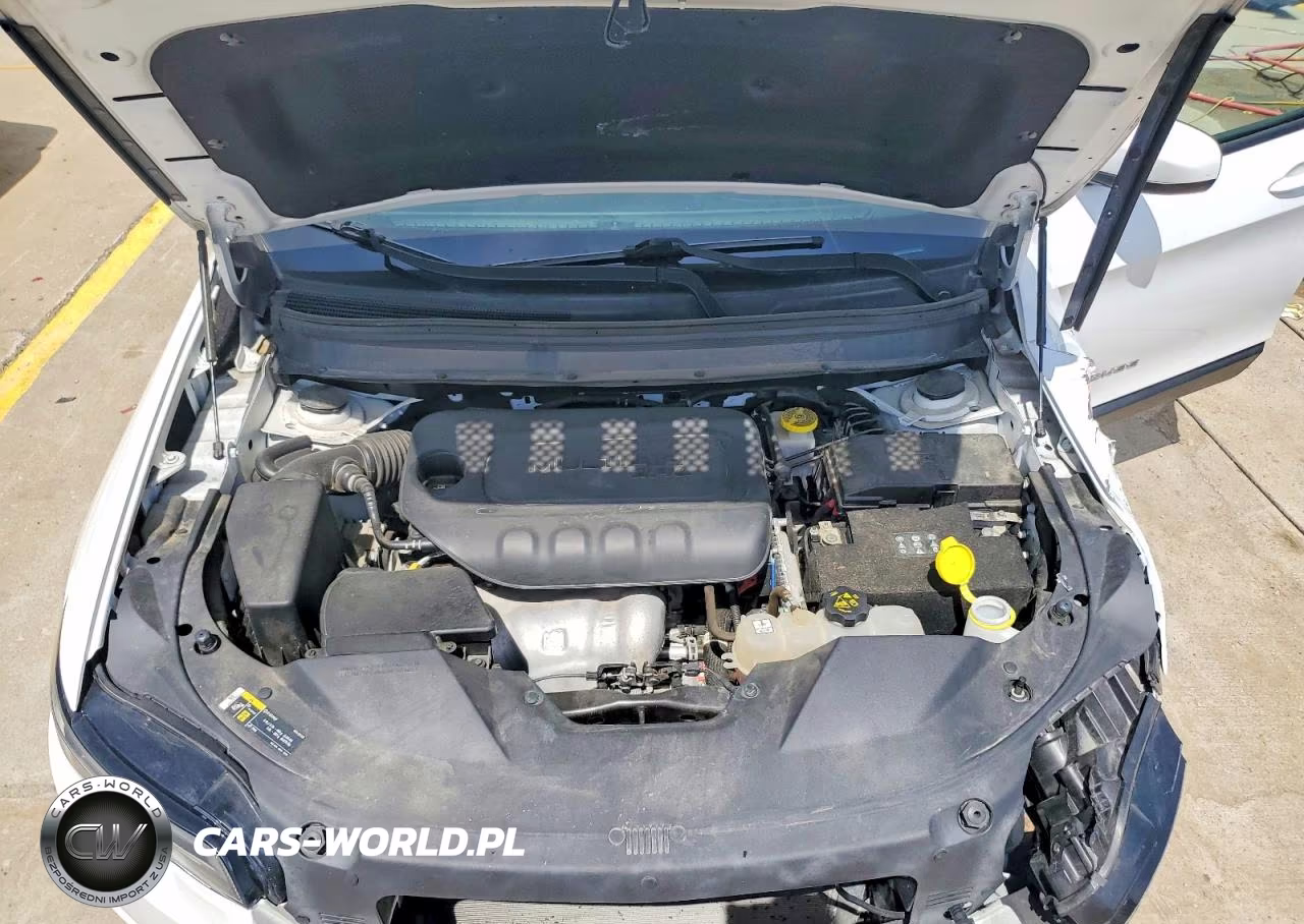 2020 Jeep Cherokee Latitude VIN:1C4PJLCB3LD596695 - 12