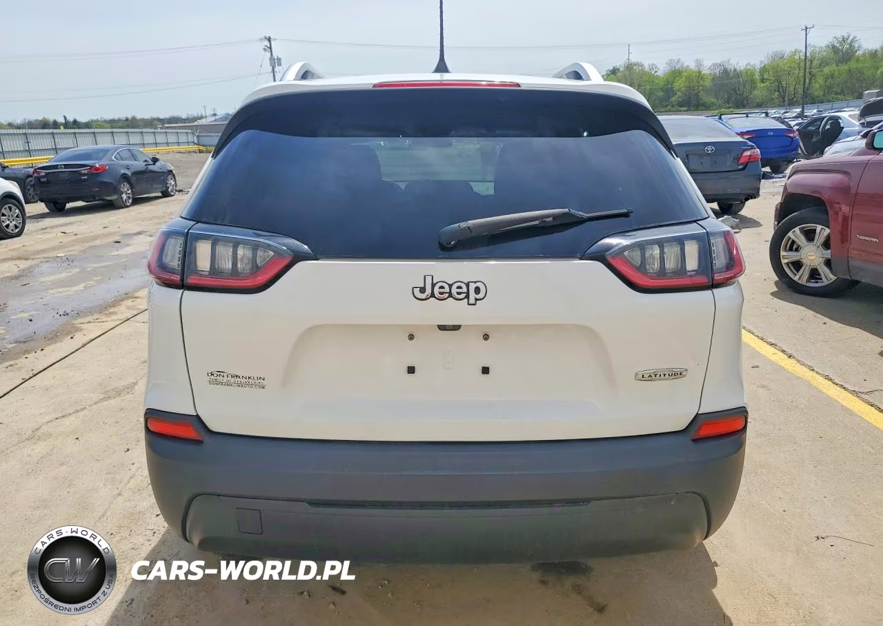 2020 Jeep Cherokee Latitude VIN:1C4PJLCB3LD596695 - 6