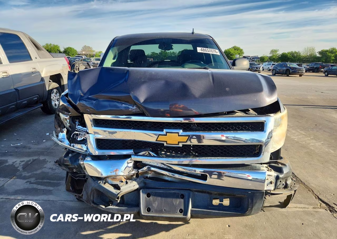 2011 Chev Silverado VIN:1GCRCREAXBZ138163 - 5