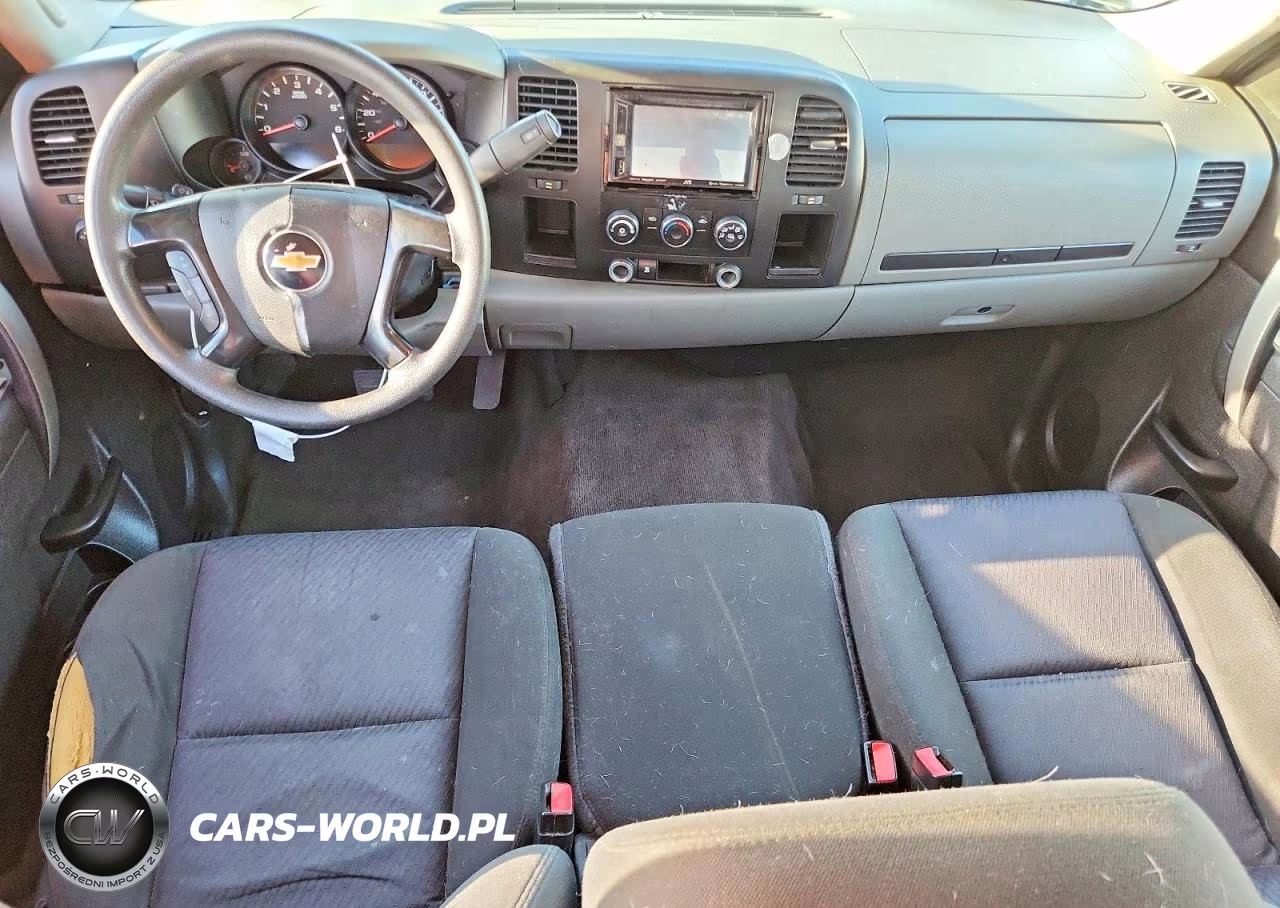 2011 Chev Silverado VIN:1GCRCREAXBZ138163 - 8