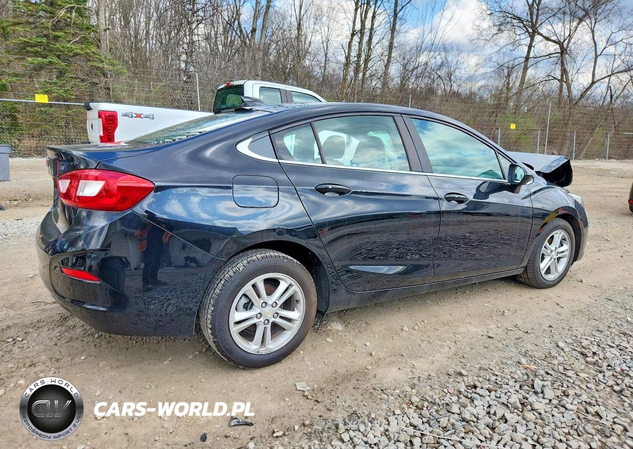 2016 Chevrolet Cruze Lt VIN:1G1BE5SM8G7262754 - 3